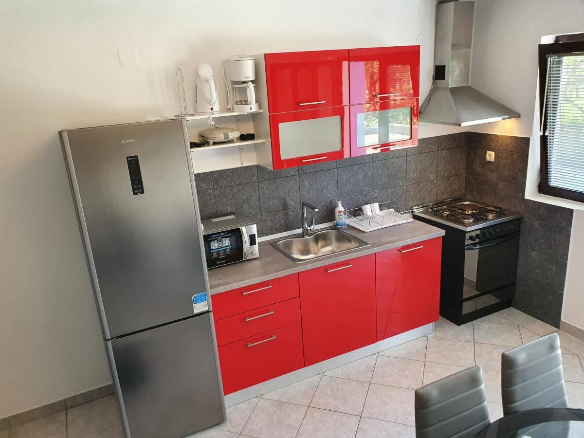 Apartments Marusic - Kristijan Лопар Экстерьер фото